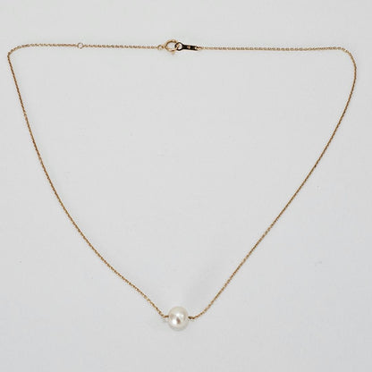 Tasaki pearl necklace with 7.3mm pearl on 42cm 18K yellow gold chain, vintage 2000s-2013