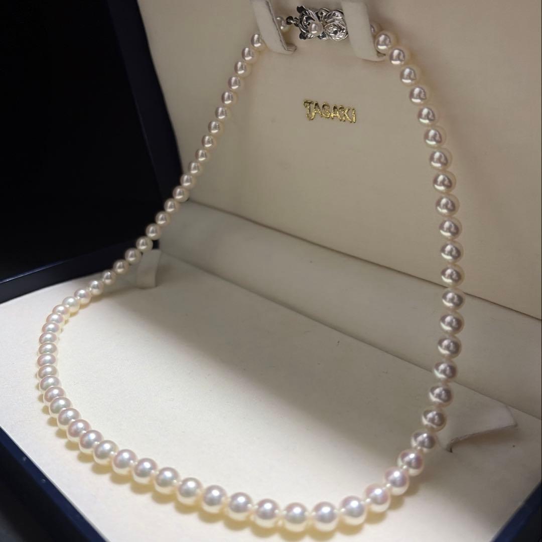 Akoya Pearl Necklace featuring 6.0mm round Mikimoto pearls on a 42cm strand