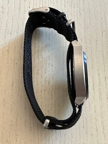 NIXON Model Analog Men's Watch — Japanese