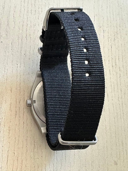 NIXON Model Analog Men's Watch — Japanese
