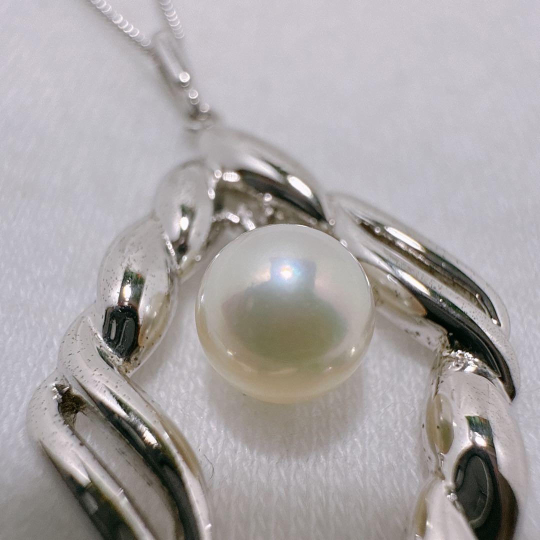 Mikimoto Silver Akoya Pearl Square Necklace with 40cm silver chain featuring square pearl pendant