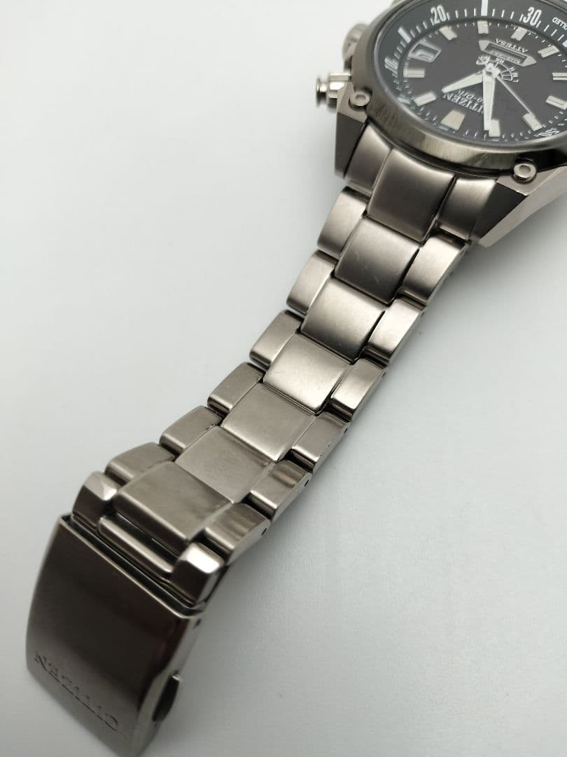 Citizen H106 Solar Men's Watch — Japanese