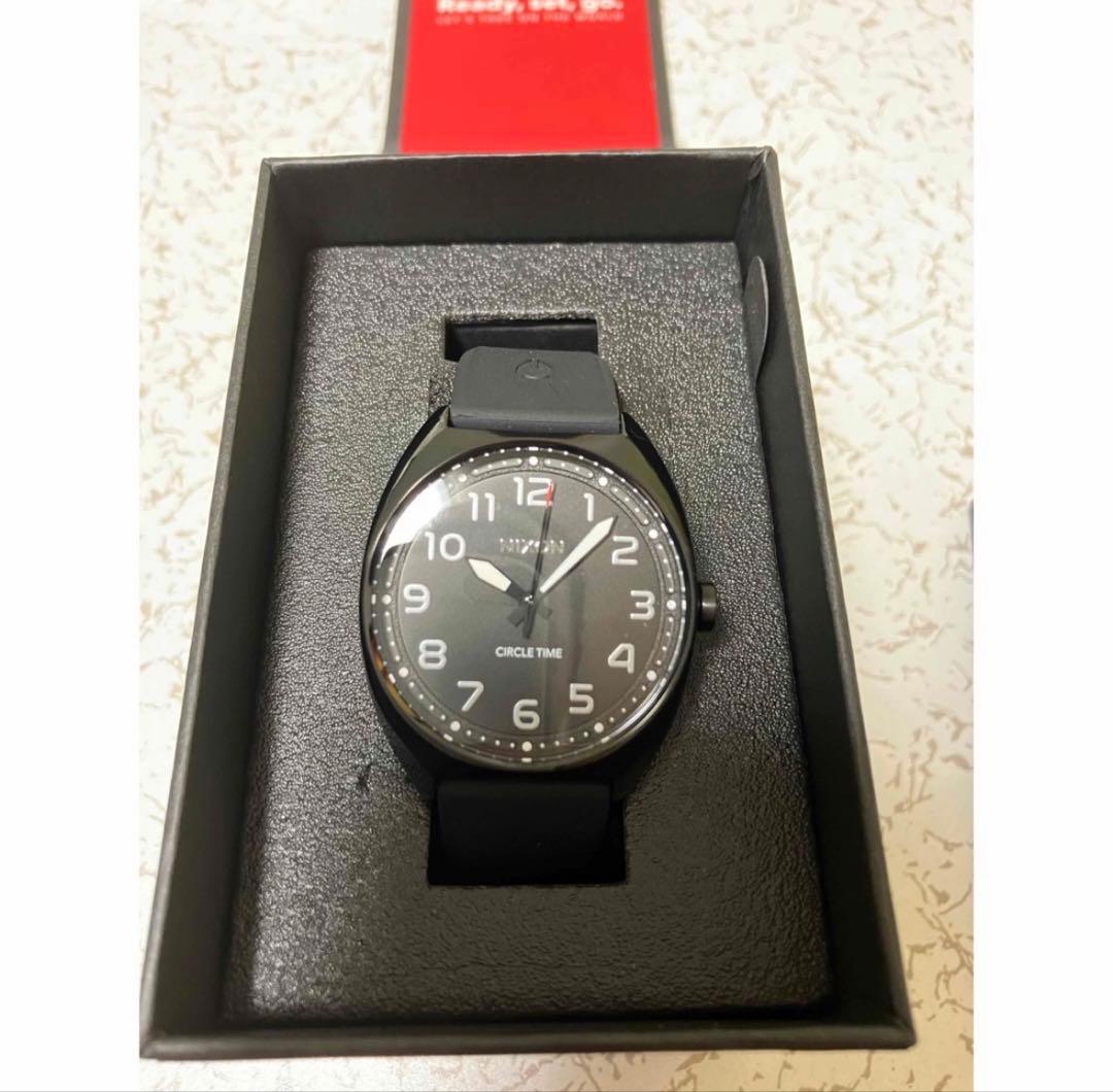 NIXON A1365-004-00 Analog Men's Watch — Japanese
