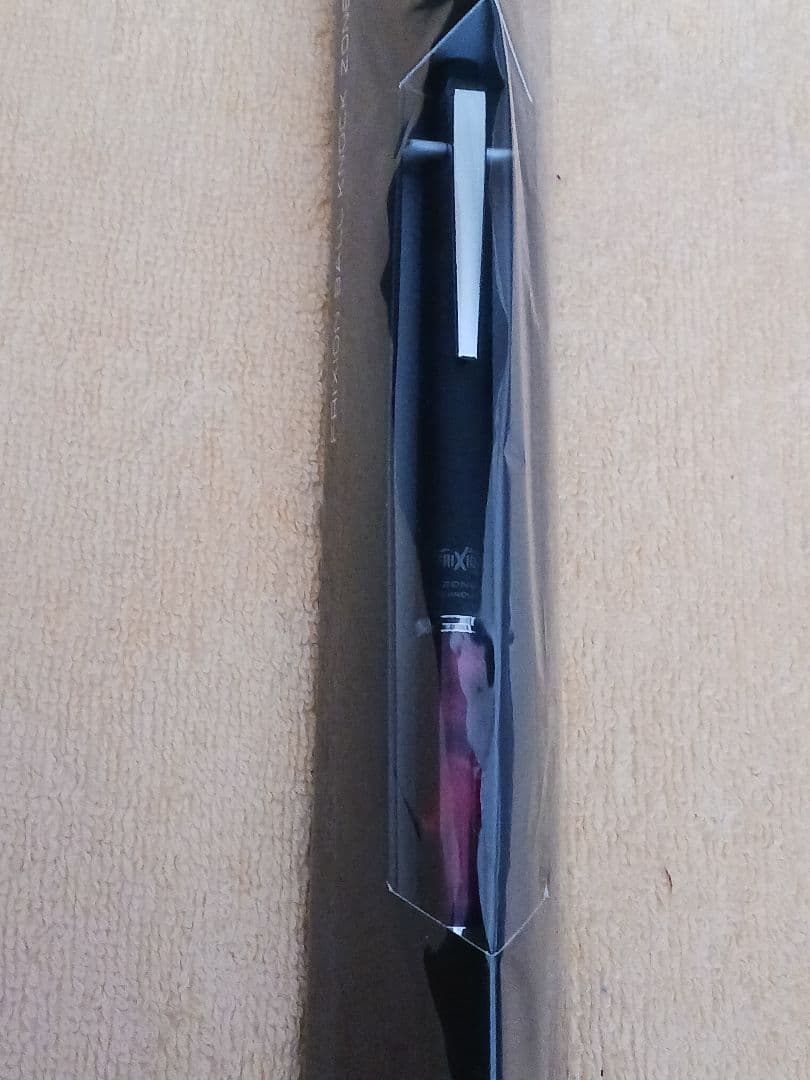 PILOT Frixion Ball Knock Zone red ballpoint pen with 0.25mm fine writing tip and click mechanism