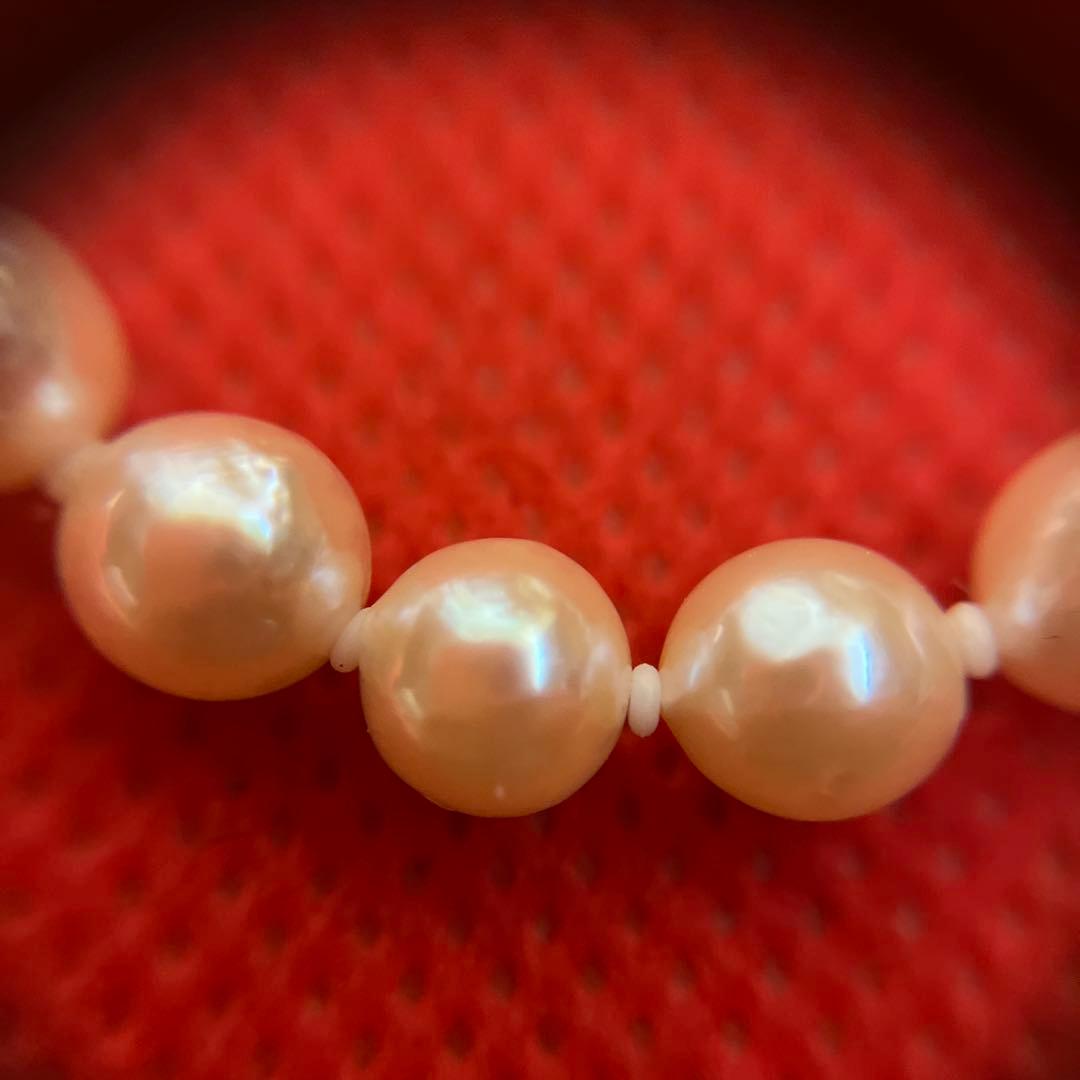 Vintage true pearl necklace featuring 4 cm length and 0.6 to 0.7 cm diameter pearls