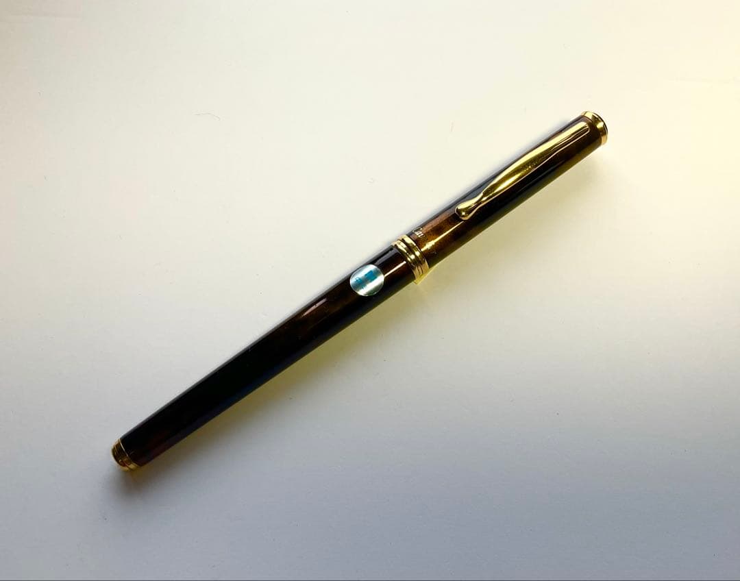 PILOT Cavalier fountain pen in black and brown marble pattern with medium nib, capped, 141mm length