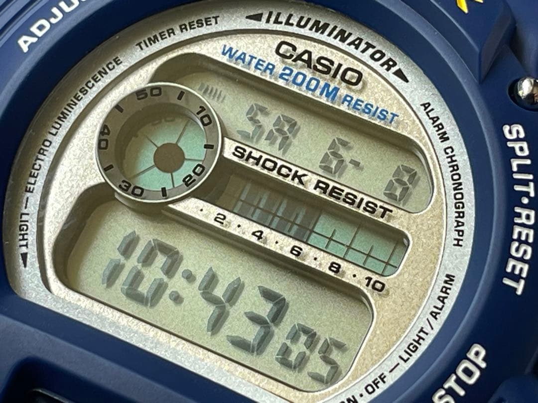 CASIO DW-9052 Quartz Men's Watch — Japanese