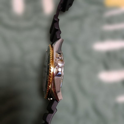 CASIO カシオ カジキ DZ4200-1BD Quartz Men's Watch — Japanese