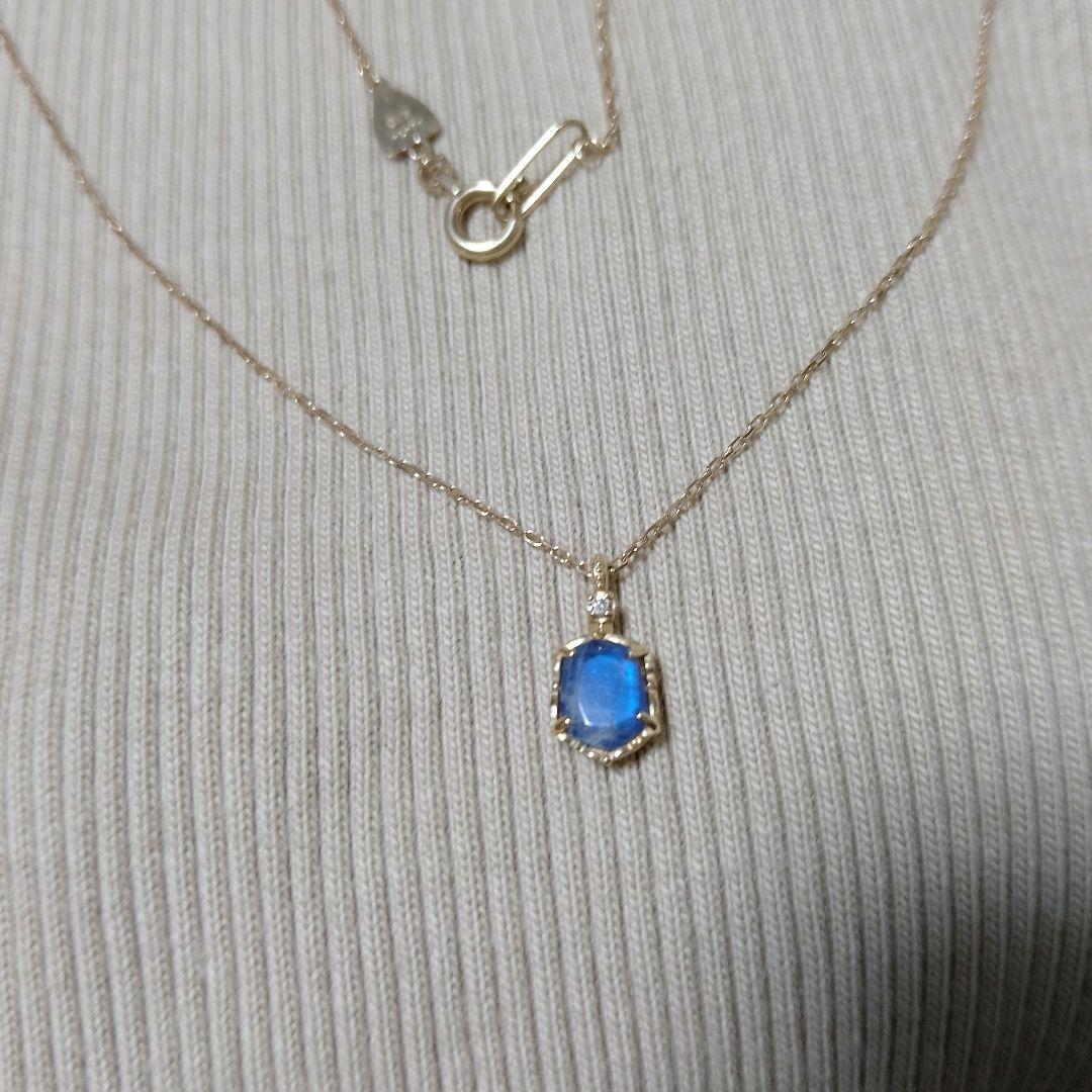agete Necklace crafted from K10 gold with K10 marking displayed on a white background