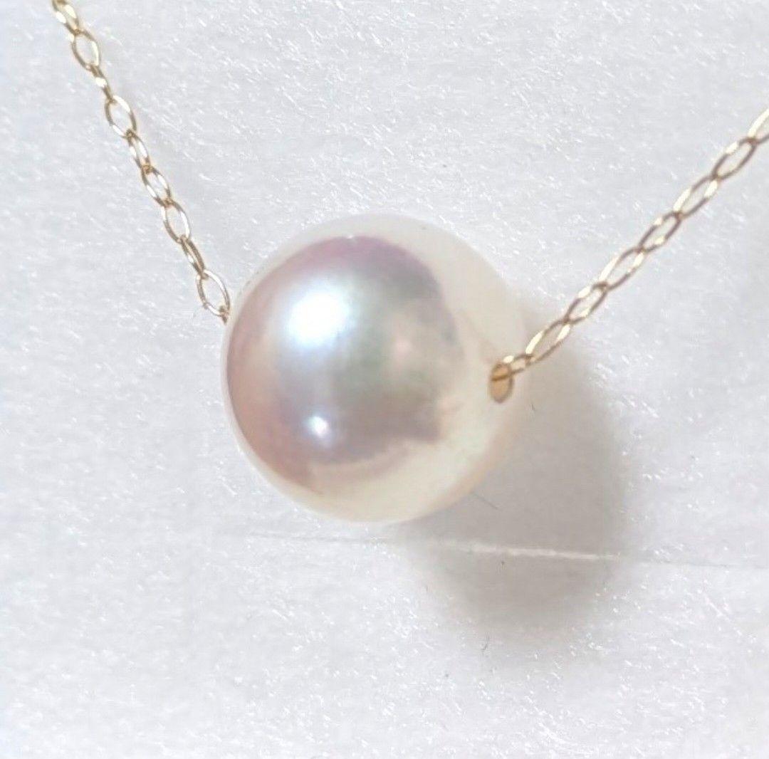 Kuro Pearl Necklace featuring round 8.7mm white green pink Akoya pearls on 40cm K18 gold chain