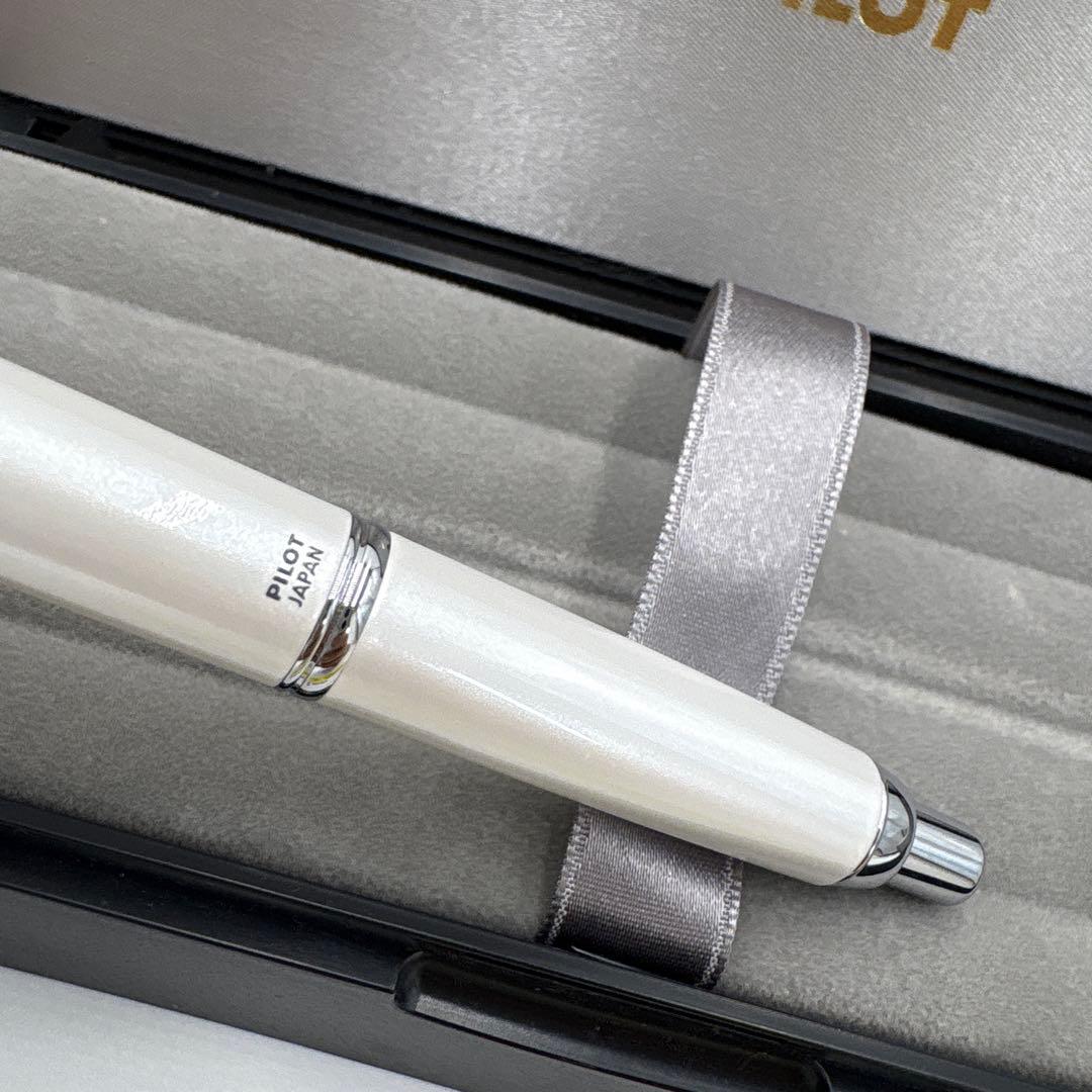 Pilot Decimo Capless fountain pen with 18k fine tip shown in superb condition