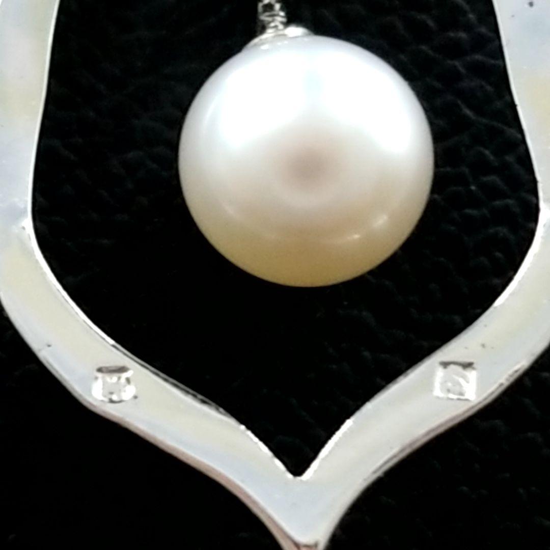 Mikimoto Flower Motif Ladies Necklace with 6mm silver pearl and engraved silver chain