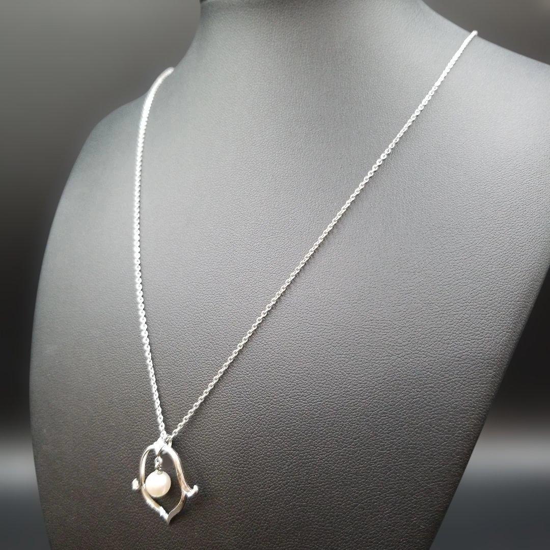Mikimoto Flower Motif Ladies Necklace with 6mm silver pearl and engraved silver chain