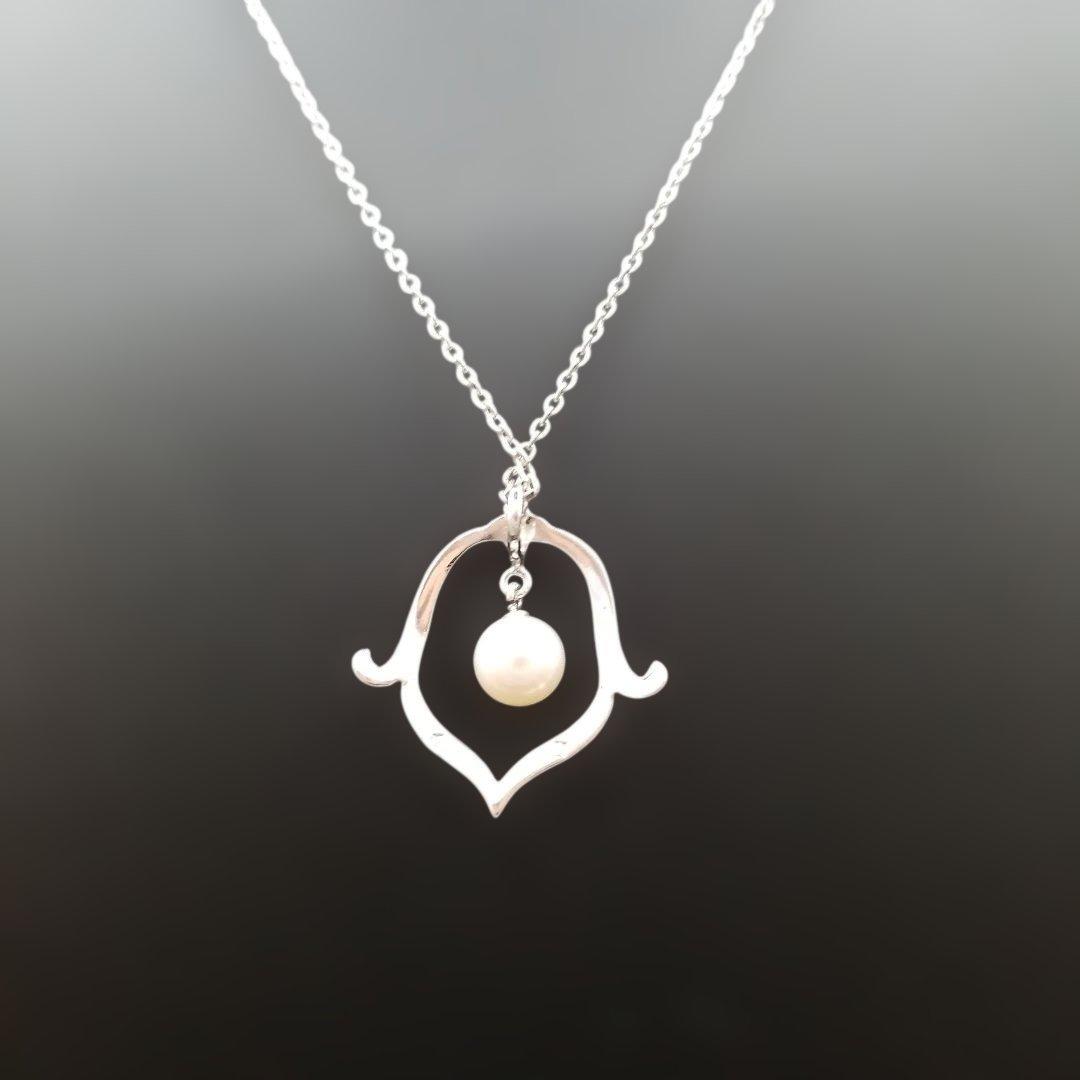 Mikimoto Flower Motif Ladies Necklace with 6mm silver pearl and engraved silver chain