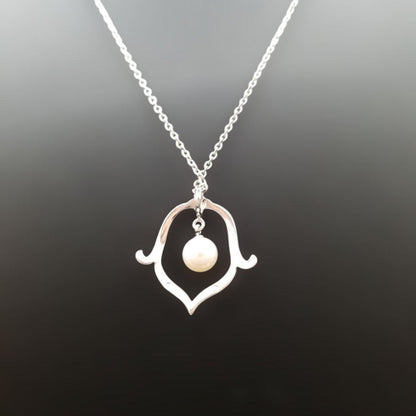 Mikimoto Flower Motif Ladies Necklace with 6mm silver pearl and engraved silver chain