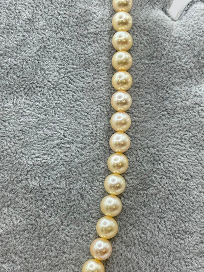 Akoya pearl necklace with 7mm genuine pearls on a 40 cm silver chain weighing 33.8 grams