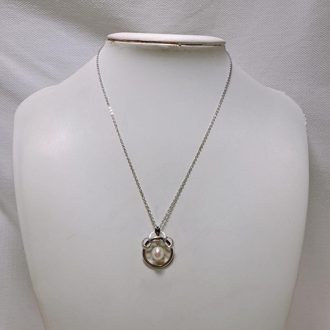 MIKIMOTO Silver Akoya Pearl Round Necklace featuring a single pearl pendant on a 40.5 cm silver chain