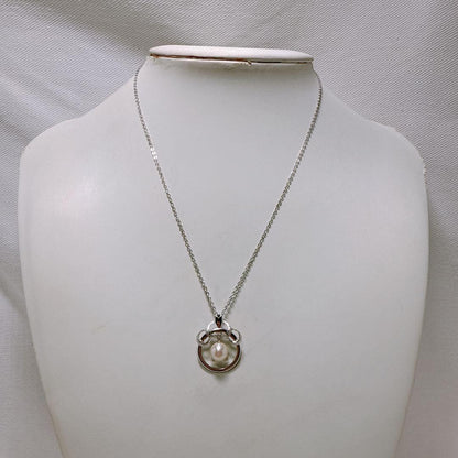 MIKIMOTO Silver Akoya Pearl Round Necklace featuring a single pearl pendant on a 40.5 cm silver chain