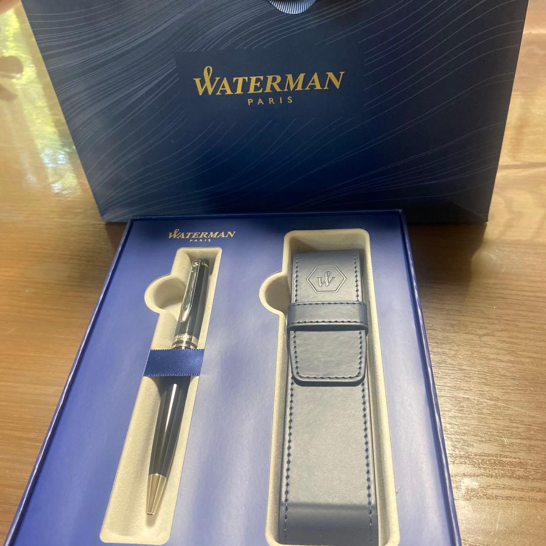WATERMAN Expert ES black ballpoint pen with chrome trim shown on white background
