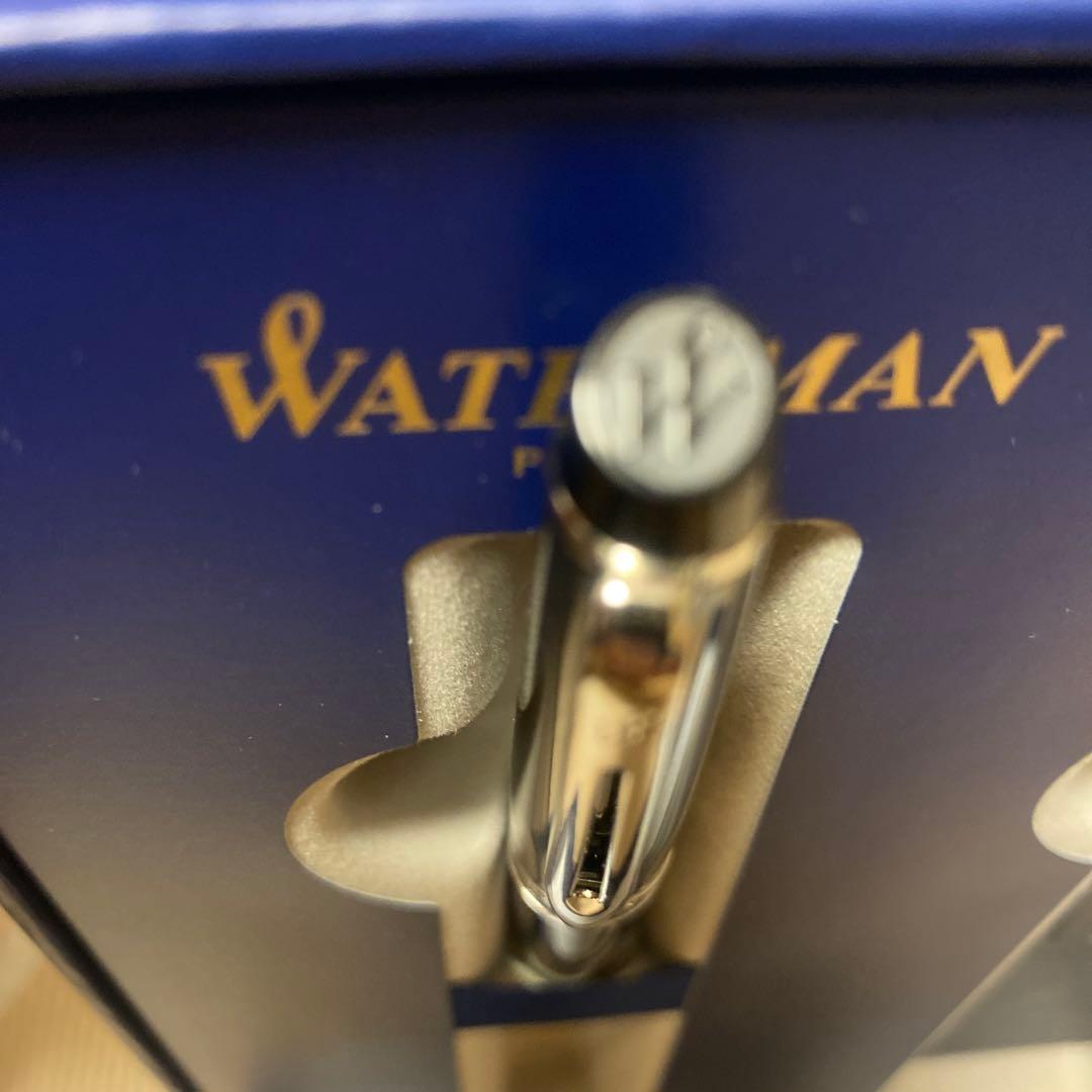 WATERMAN Expert ES black ballpoint pen with chrome trim shown on white background