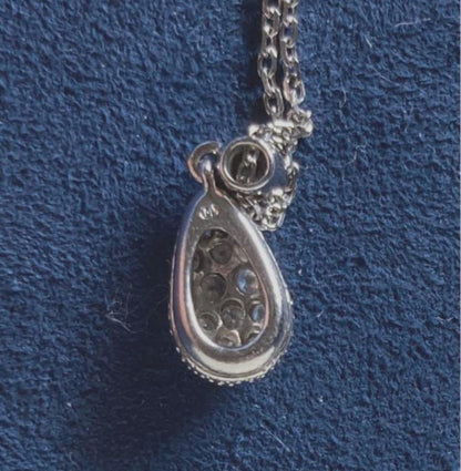 Mikimoto K18WG diamond pendant necklace in 18 karat white gold with 40 cm chain length