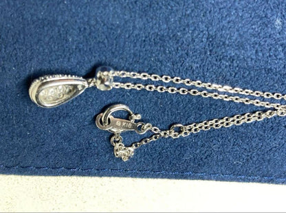 Mikimoto K18WG diamond pendant necklace in 18 karat white gold with 40 cm chain length