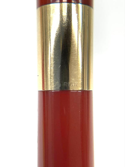 PILOT fountain pen with 14K inset nib in Bordeaux color on white background