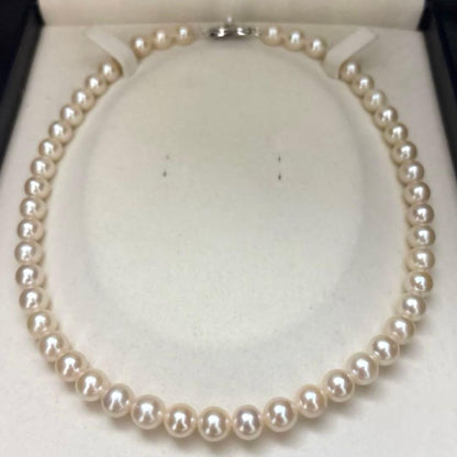 New Finish Akoya pearl necklace with 8mm white round pearls, 41cm length