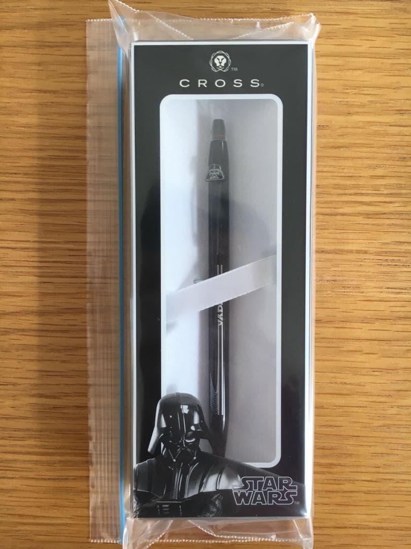 Star Wars Darth Vader CROSS CLICK pen in satin black with imperial black lacquer finish, 135mm length