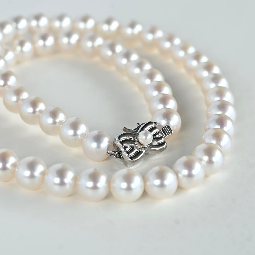 Takashi Akoya pearl necklace with 8-7.5mm pearls and ribbon clasp, 42cm length