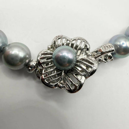 Honmon Pearl Akoya pearl necklace with silver engraving in metallic gray, length 42 cm