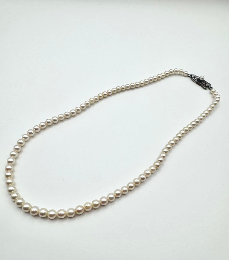 Mikimoto Baby Pearl Necklace with 3.8-4.5mm pearls measuring about 36cm in length weighing 10.9g