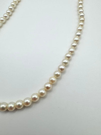 Mikimoto Baby Pearl Necklace with 3.8-4.5mm pearls measuring about 36cm in length weighing 10.9g