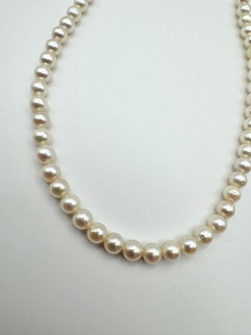 Mikimoto Baby Pearl Necklace with 3.8-4.5mm pearls measuring about 36cm in length weighing 10.9g