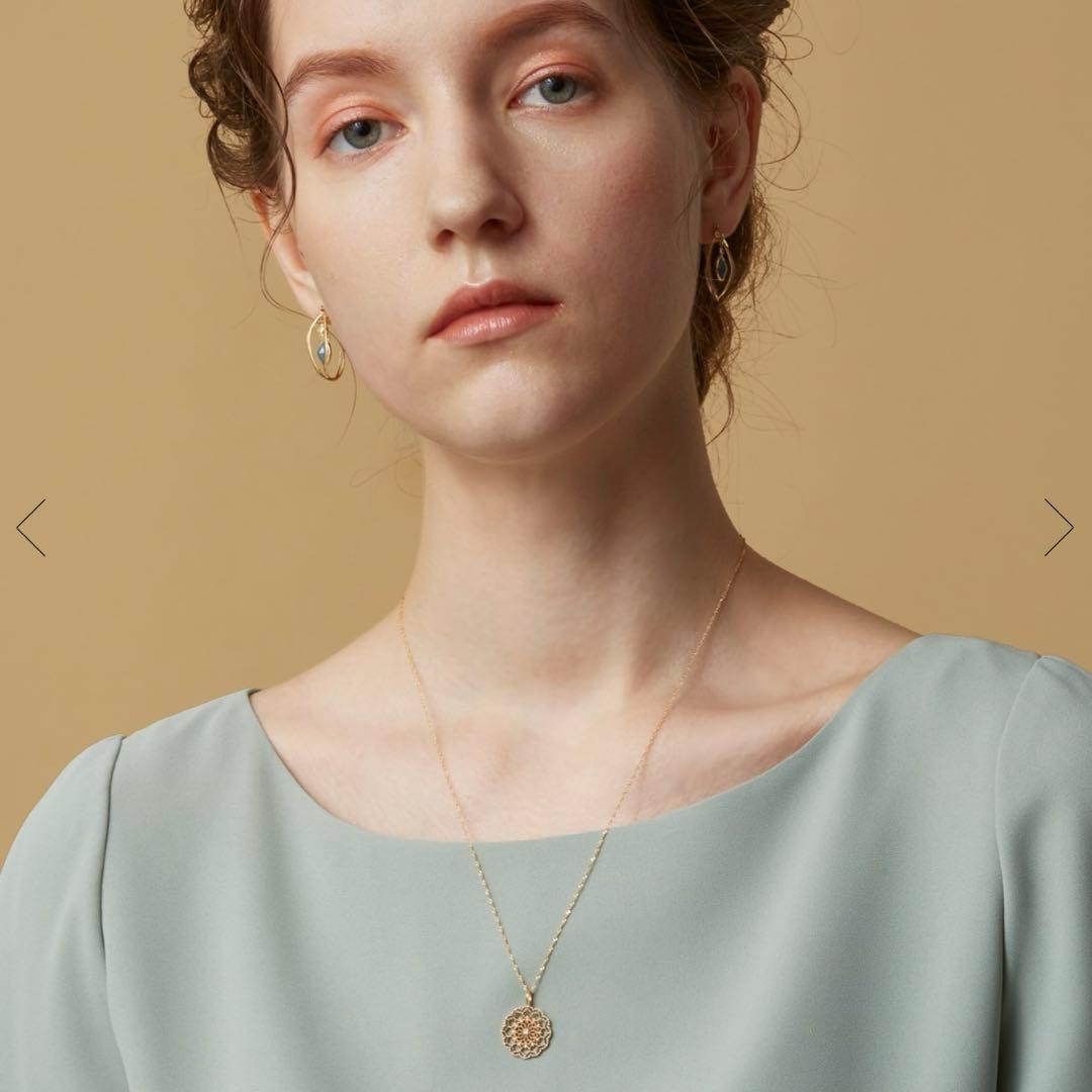 Agete K10 diamond charm necklace top with hollow pattern on a 50cm chain