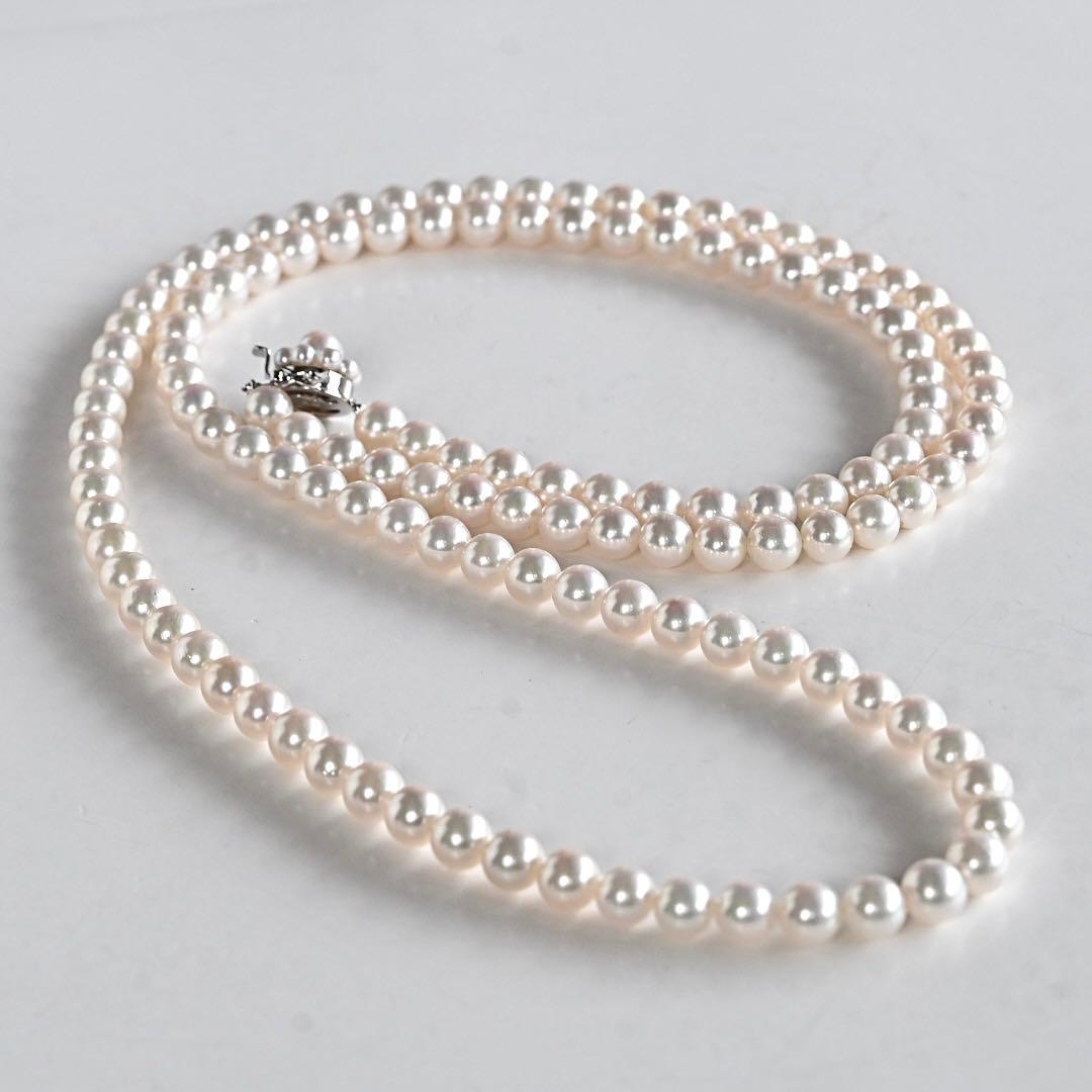 Highest grade Aurora Hanadama Tasaki Akoya long pearl necklace measuring 82 cm with 6.3 mm pearls