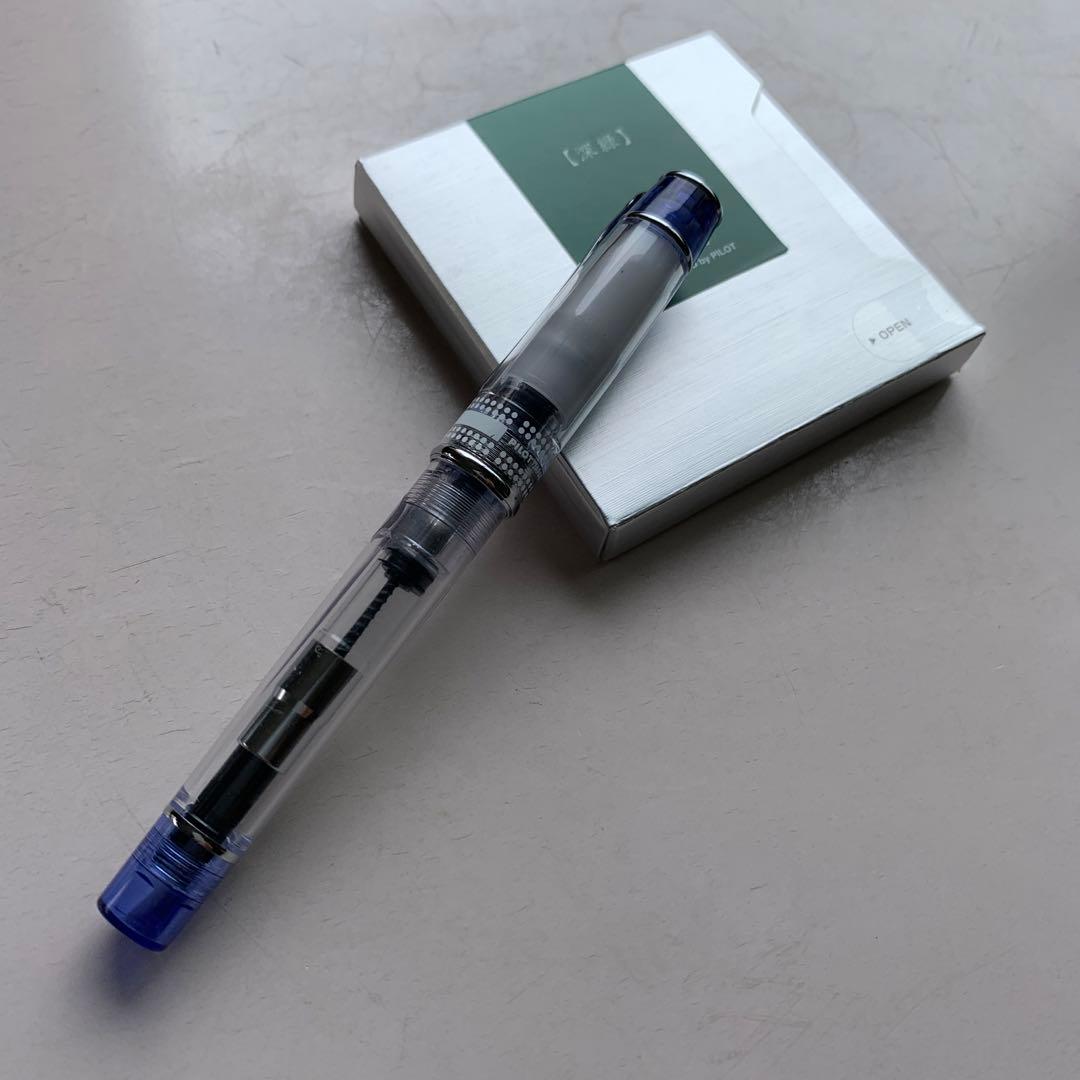 Pilot Prella fountain pen in transparent blue with fine nib and Converter 50 from the Colorful Aoi series