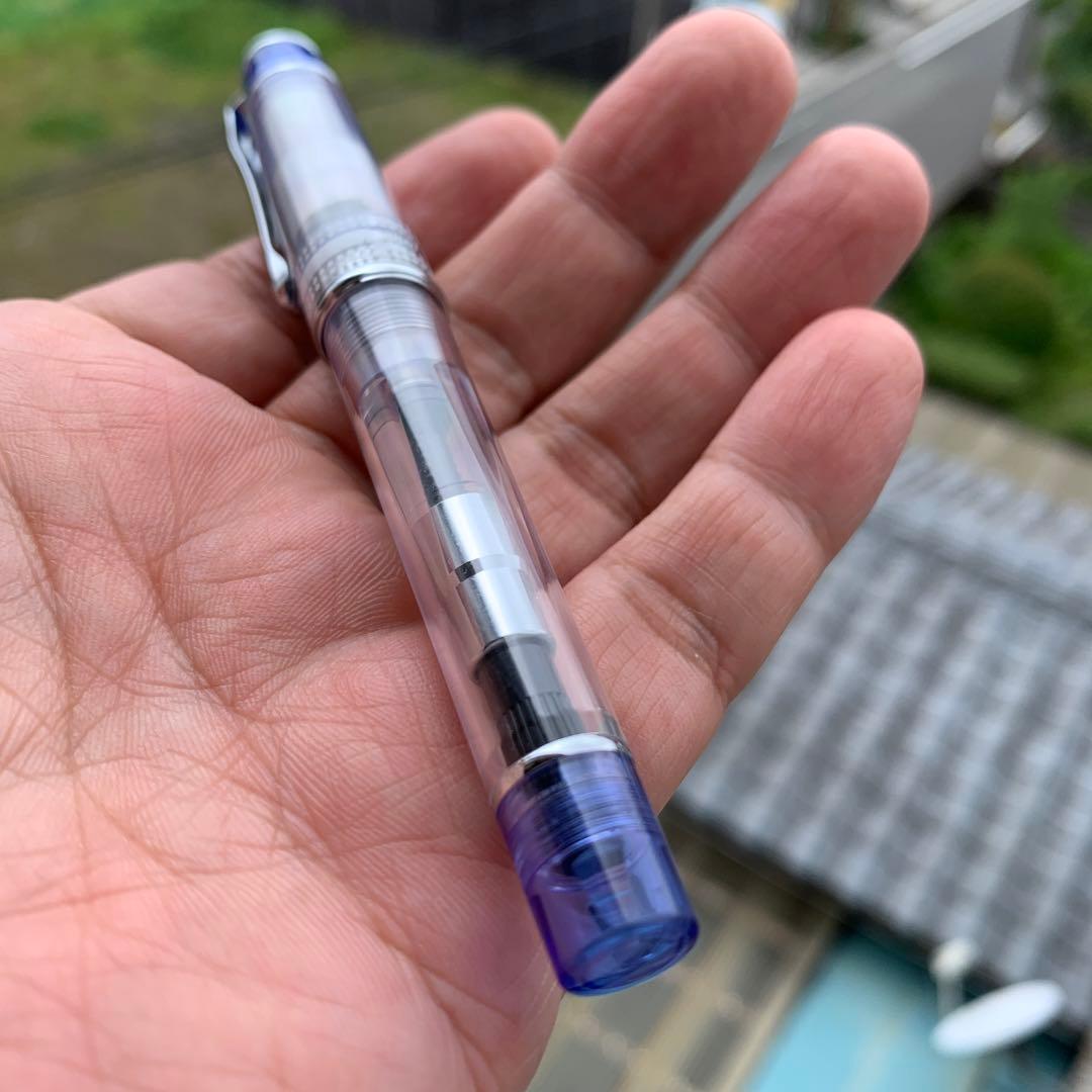 Pilot Prella fountain pen in transparent blue with fine nib and Converter 50 from the Colorful Aoi series