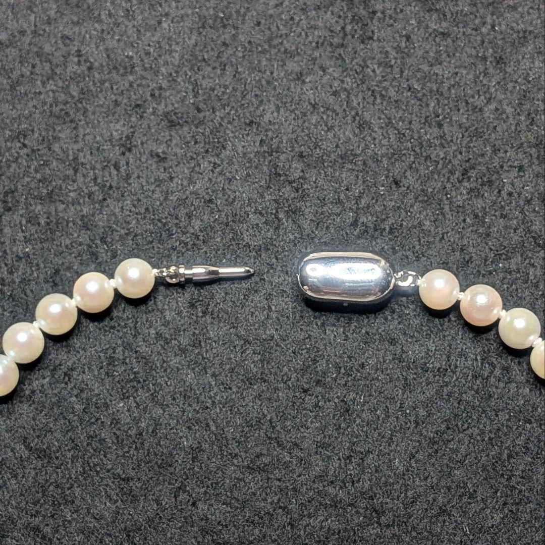 SV Akoya Pearl Necklace with 5.5mm pearls measuring 42cm in length and 21g weight