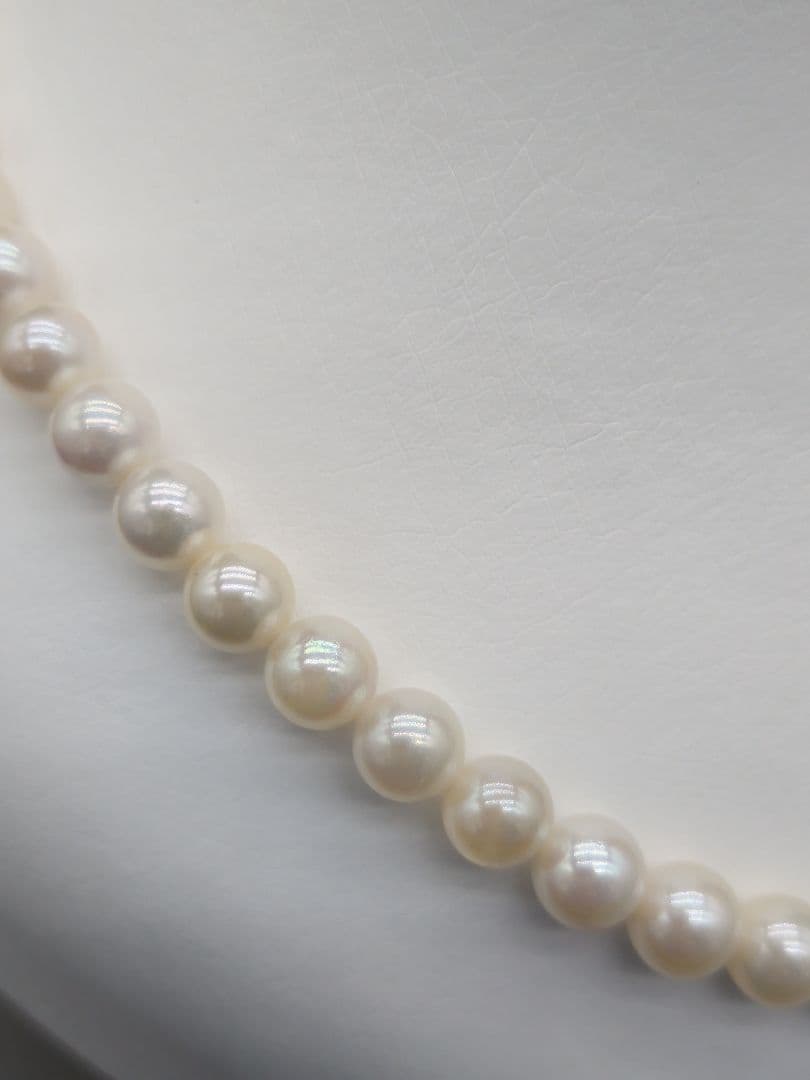Kuro Akoya genuine pearl necklace with white 7-7.5mm pearls and silver clasp, 42.7cm length