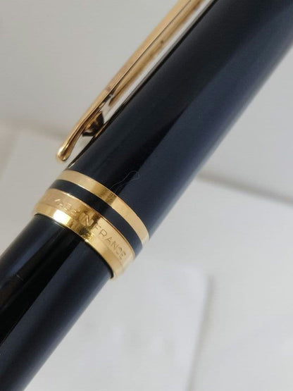 Waterman ballpoint pen in classic design with shiny metal finish and no major scratches