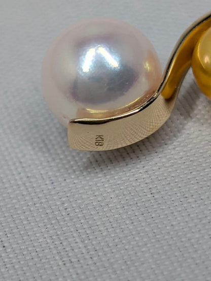Honuki Pearl Akoya Necklace with 8.5-9mm white pearls and 6-6.5mm gold-dyed pearls on 40cm K18 chain