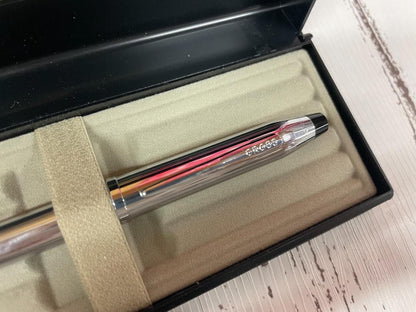Nika Kuro Fountain Pen with medium point and black sleek 119 mm body