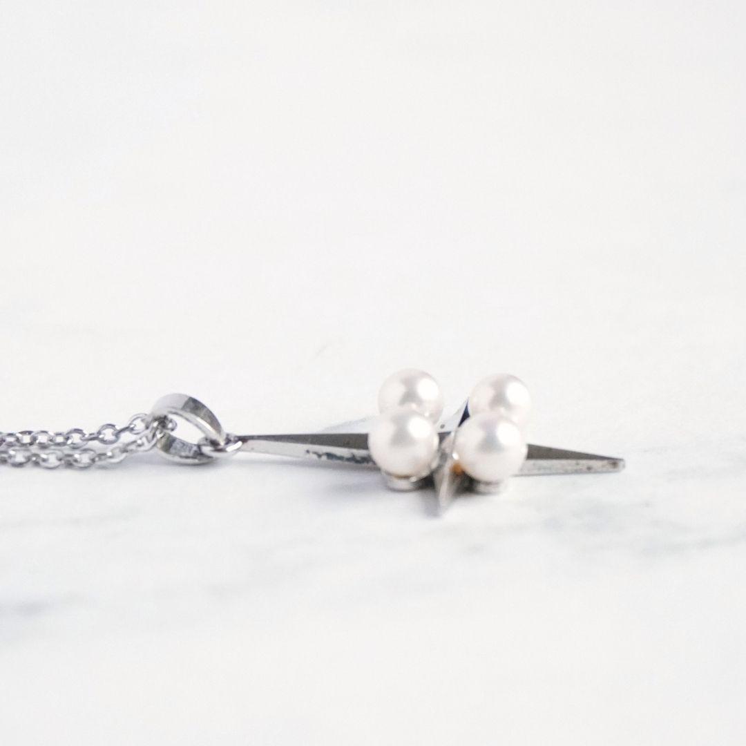Mikimoto Akoya Pearl Necklace with silver chain and 15x28mm pearl pendant