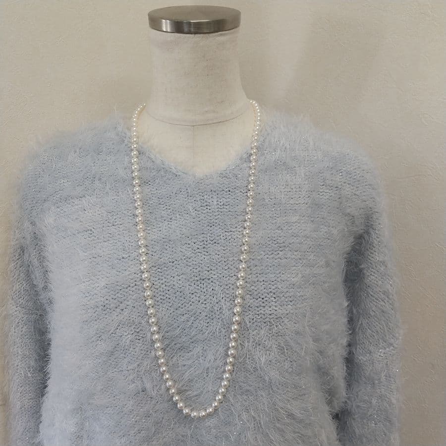 Akoya pearl long necklace with two strands of round 6.5-7 mm pearls measuring 85 cm