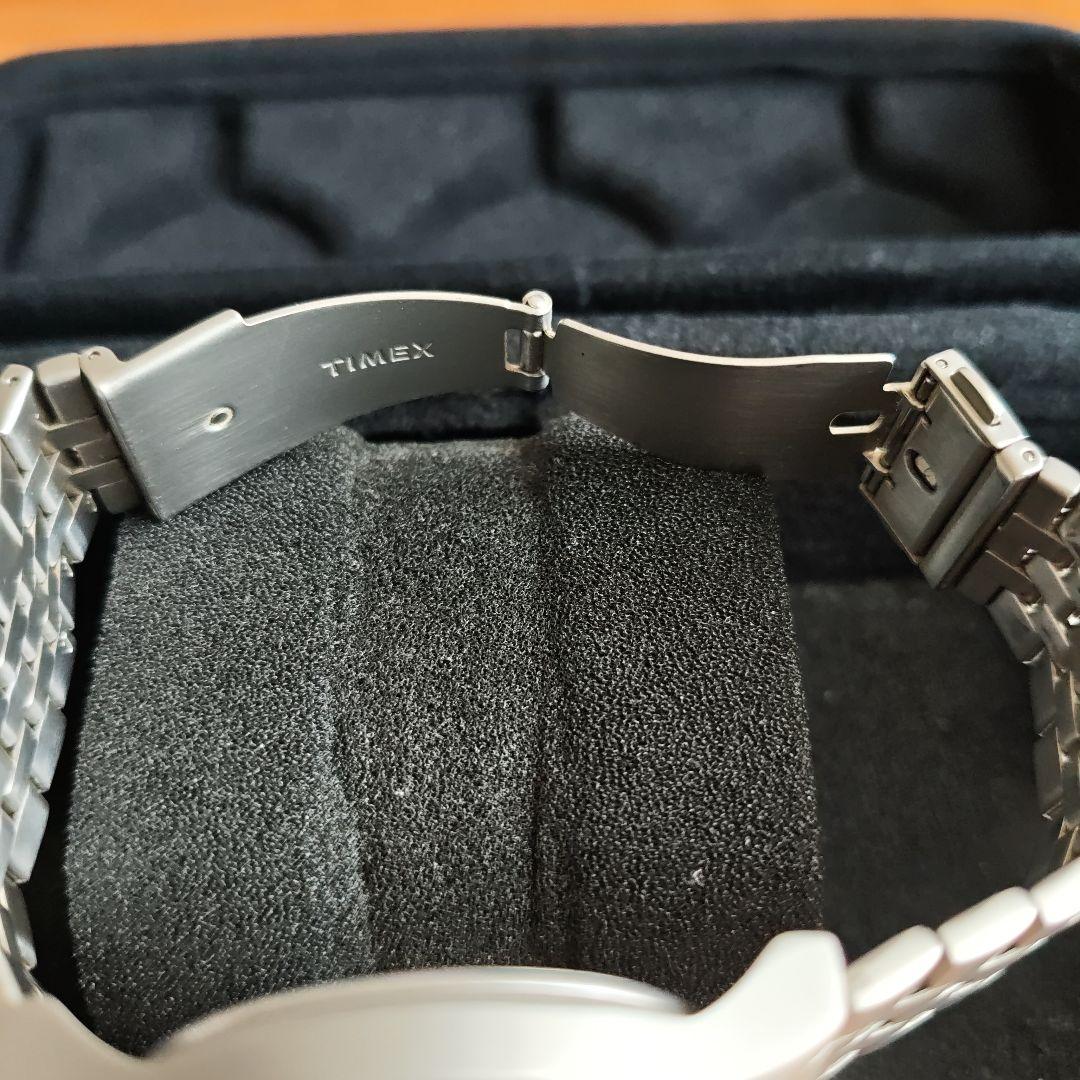 TIMEX TW2R68400 Quartz Men's Watch — Japanese