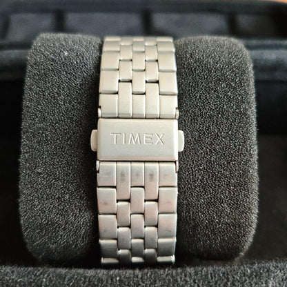 TIMEX TW2R68400 Quartz Men's Watch — Japanese