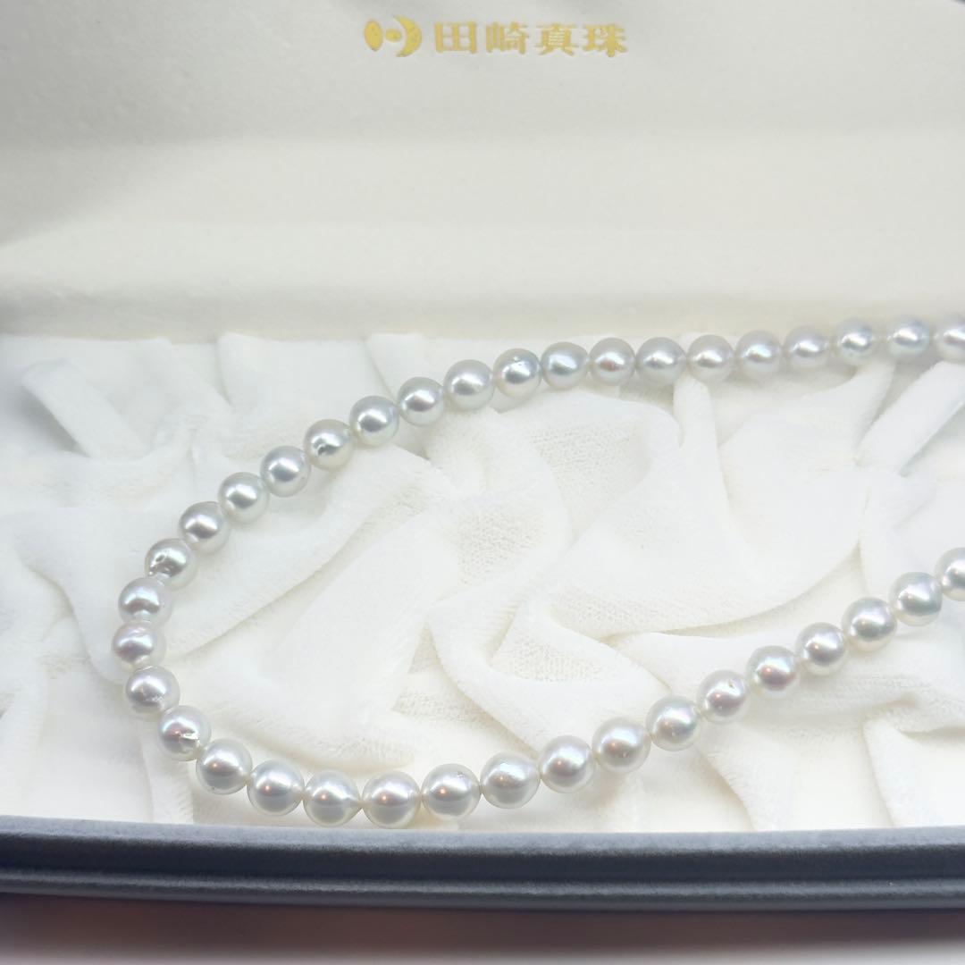 Tasaki silver gray pearl necklace with 7.6-7.8mm pearls measuring approximately 41cm in length