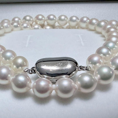Akoya pearl necklace with 6.3-7.0mm pearls and silver clasp, 44.5 cm length