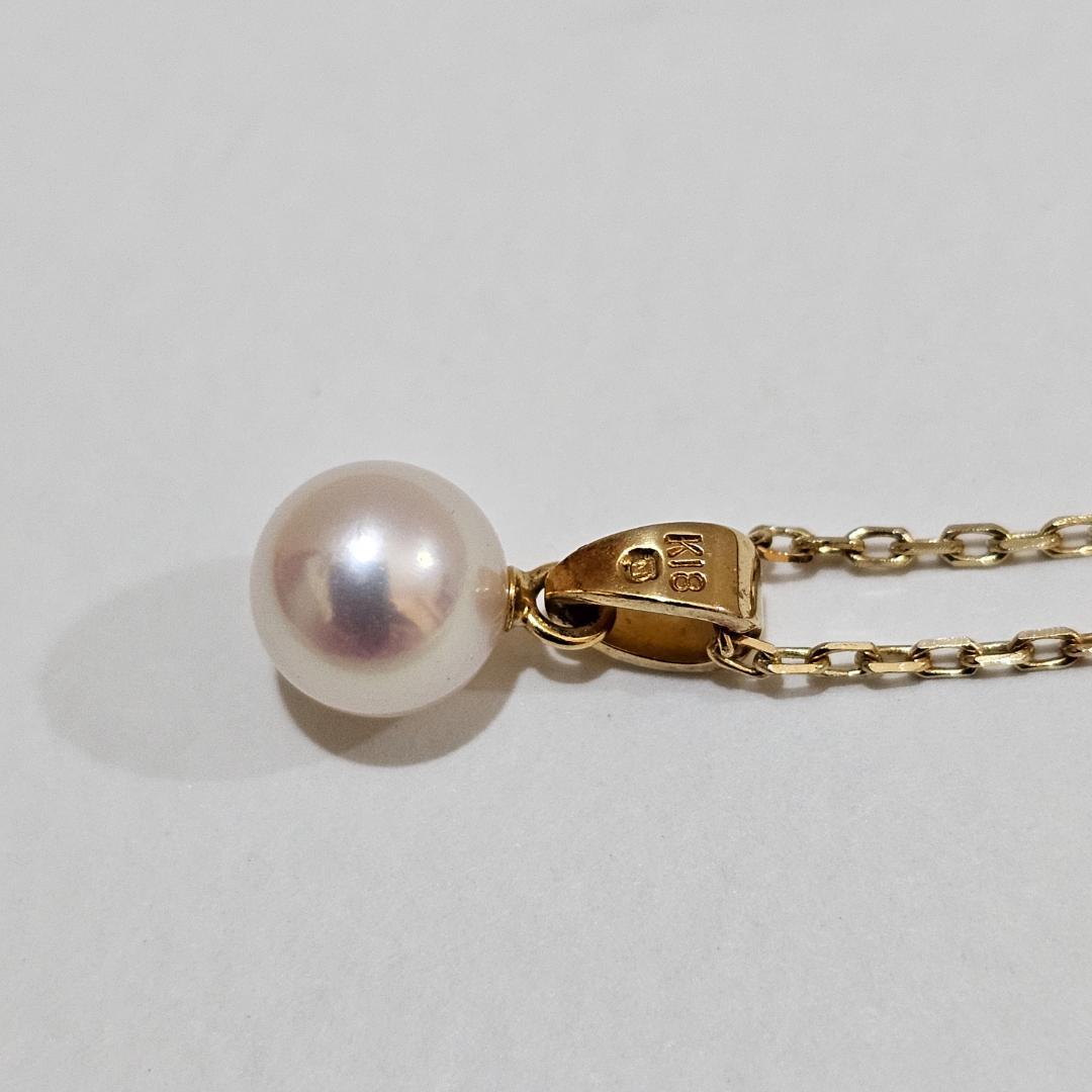 Mikimoto pearl necklace with 6.4mm pearl set in 18K yellow gold chain 40 cm long
